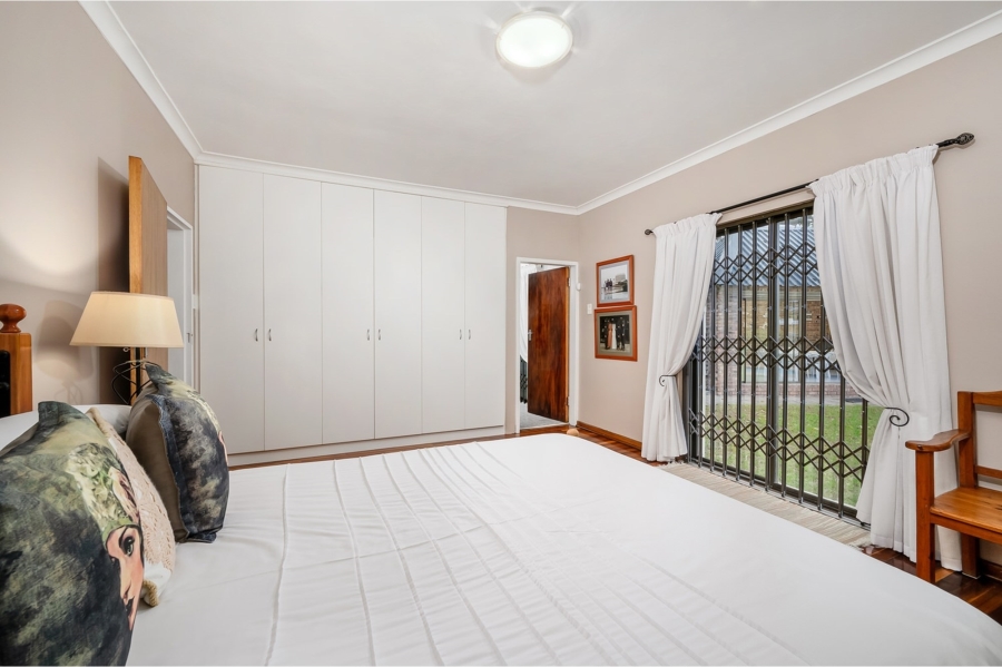 4 Bedroom Property for Sale in Summerstrand Eastern Cape